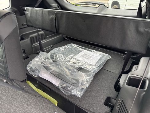 New 2026 Mitsubishi Outlander LE FWD image 30