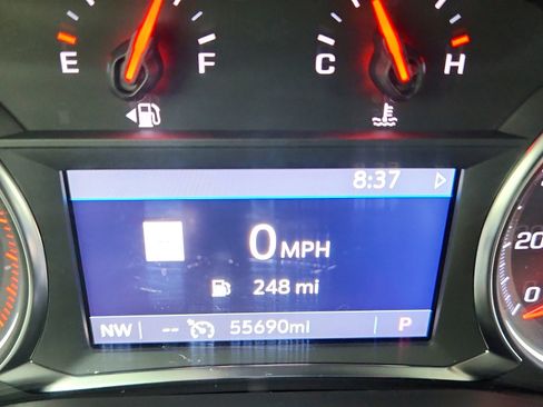 Used 2023 GMC Acadia SLT image 23