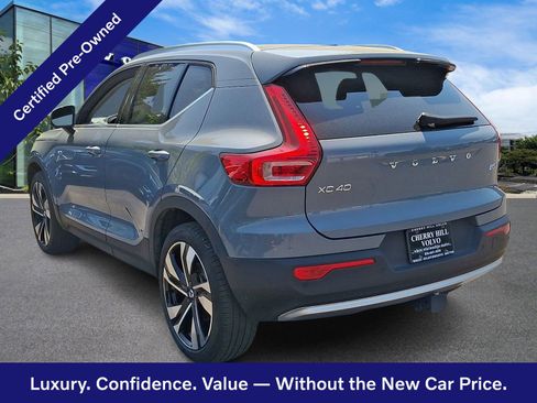 Certified 2023 Volvo XC40 B5 Ultimate w/ Protection Package Premier AWD/4WD image 5