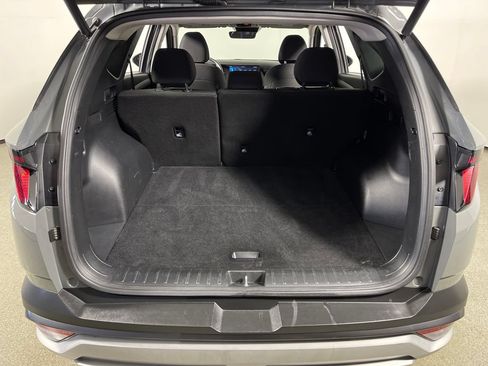 Certified 2025 Hyundai Tucson SEL FWD image 10