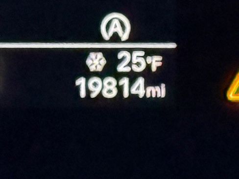 Certified 2025 Hyundai Tucson SE image 28