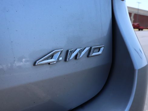 Used 2021 Ford Explorer Platinum w/ Equipment Group 601A AWD/4WD image 32