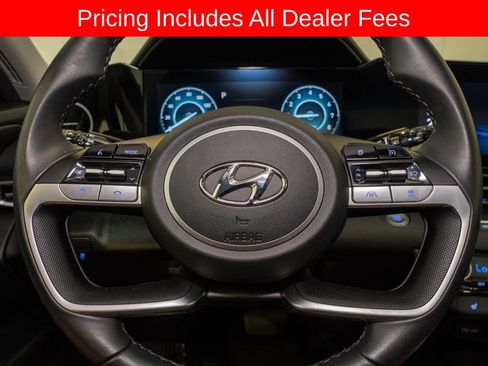Used 2023 Hyundai Elantra Limited FWD image 18