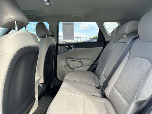 Certified 2023 Kia Soul EX FWD image 22
