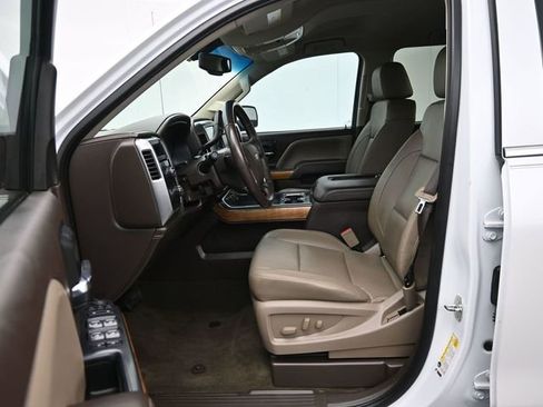 Used 2017 Chevrolet Silverado 1500 LTZ image 37