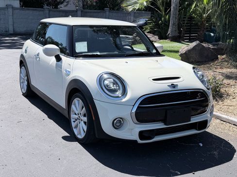 Used 2020 MINI Cooper S FWD image 5