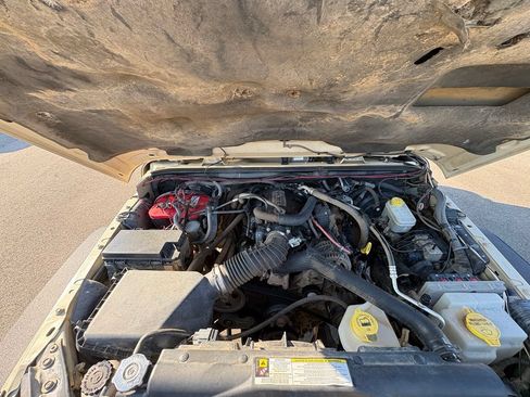 Used 2011 Jeep Wrangler Sahara w/ Connectivity Group AWD/4WD image 25