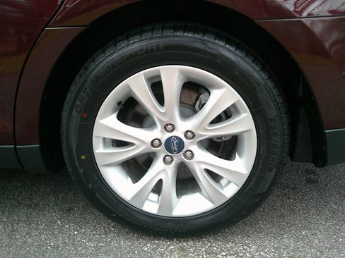 Used 2011 Ford Taurus SEL w/ 201A Rapid Spec Order Code image 43