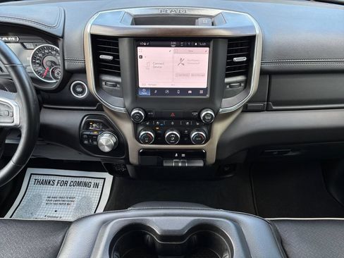 Used 2022 RAM 1500 Laramie AWD/4WD image 16