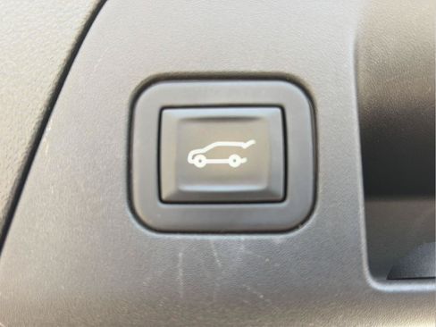 Certified 2023 Buick Envision Essence AWD/4WD image 21