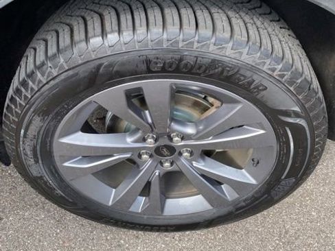 Used 2021 Ford Explorer XLT w/ Equipment Group 202A image 40