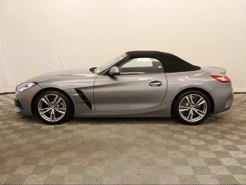Used 2026 BMW Z4 sDrive30i image 2