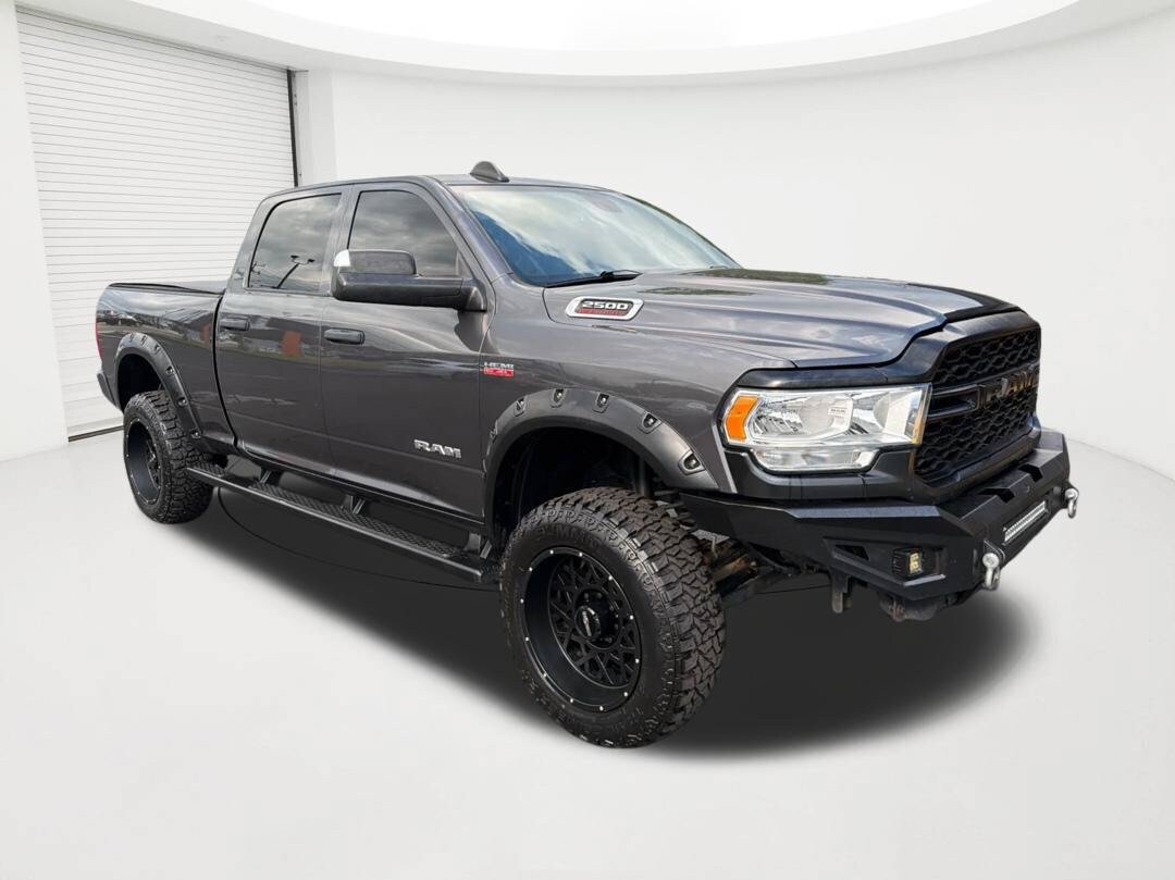 Used 2022 RAM 2500 Tradesman AWD/4WD image 3