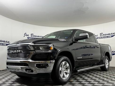 Used 2022 RAM 1500 Laramie AWD/4WD image 3