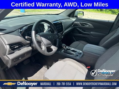 Used 2023 Chevrolet Traverse LT w/ Midnight/Sport Edition AWD/4WD image 15