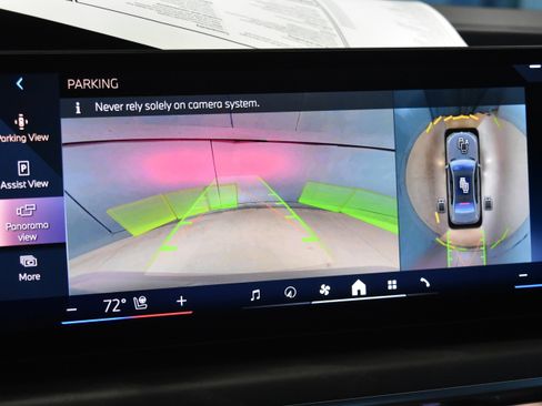 New 2026 BMW 740i xDrive w/ Executive Package image 11