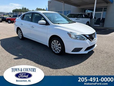 Used 2016 Nissan Sentra S FWD image 1