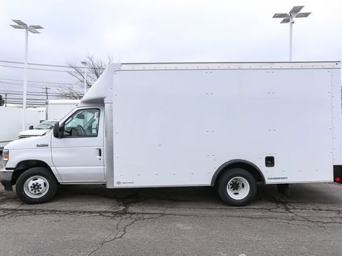 New 2026 Ford E-350 and Econoline 350 Super Duty w/ Power Equipment Group RWD image 6