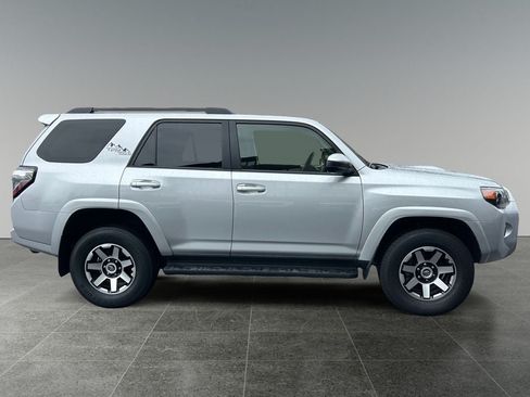 Used 2024 Toyota 4Runner TRD Off-Road AWD/4WD image 8