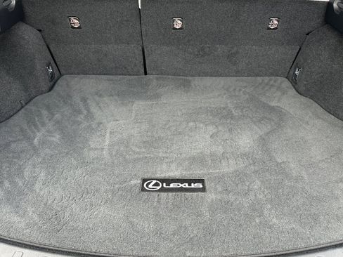 Used 2020 Lexus UX 250h w/ Premium Package image 15