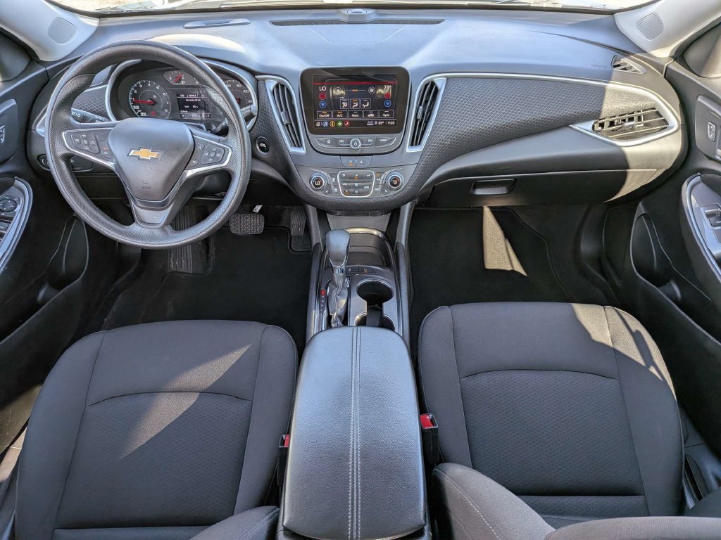 Used 2024 Chevrolet Malibu LT FWD image 13