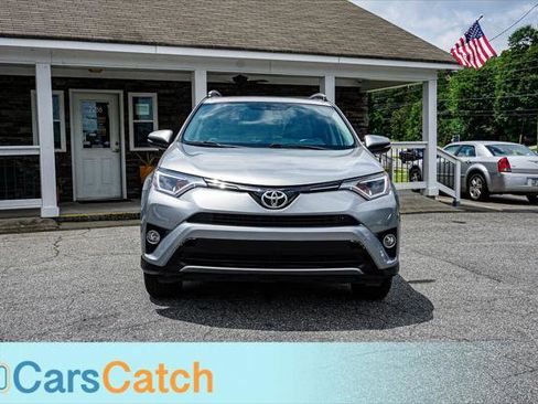Used 2016 Toyota RAV4 XLE FWD image 11