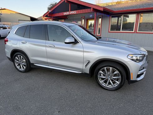 Used 2019 BMW X3 xDrive30i w/ Driving Assistance Package image 8