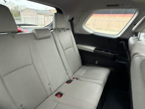 Certified 2025 Toyota Grand Highlander FWD image 33