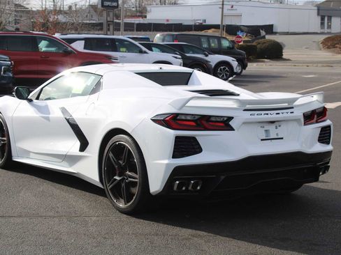 Used 2024 Chevrolet Corvette Stingray Preferred Conv w/ Z51 Performance Package image 3
