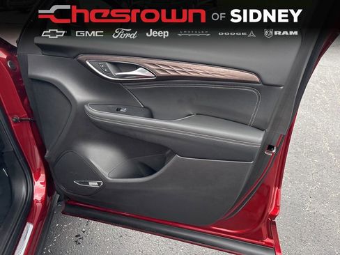 Used 2023 Buick Envision Avenir image 33