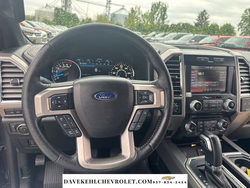 Used 2015 Ford F150 Platinum w/ Equipment Group 701A Luxury AWD/4WD image 22