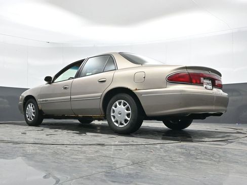 Used 2000 Buick Century Custom w/ Premium Opt Pkg image 41