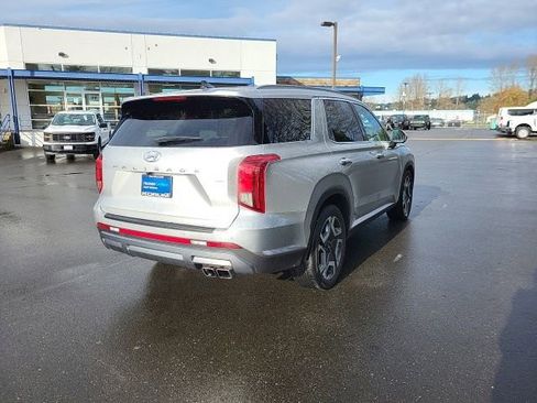 Certified 2025 Hyundai Palisade SEL image 8