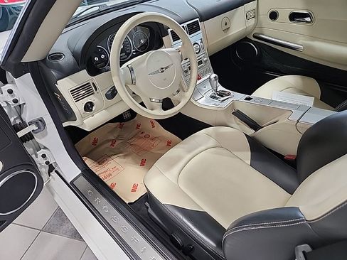 Used 2005 Chrysler Crossfire Limited RWD image 21