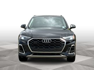 Used 2023 Audi Q5 2.0T Premium Plus w/ Premium Plus Package AWD/4WD video 3