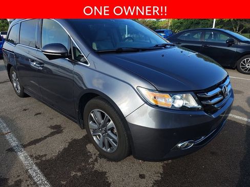 Used 2017 Honda Odyssey Touring image 3