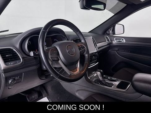 Used 2022 Jeep Grand Cherokee Laredo E w/ Security & Convenience Group image 9