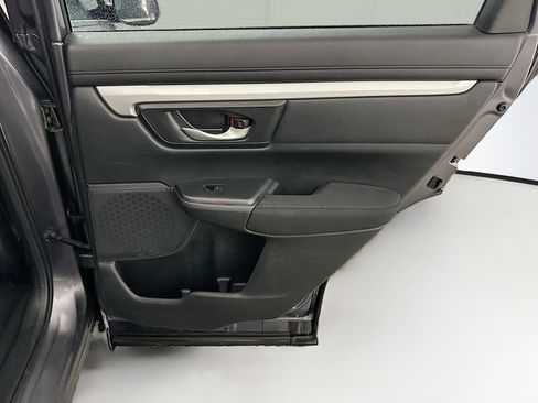 Used 2018 Honda CR-V LX image 30