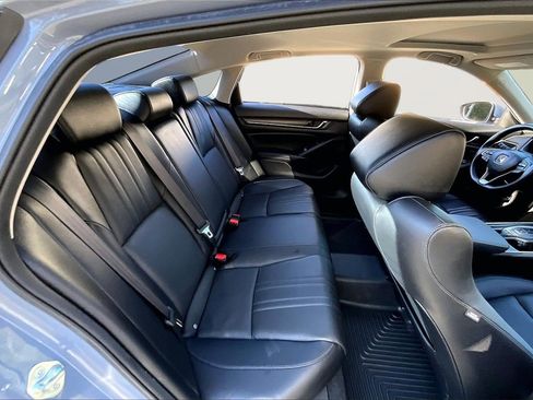Used 2022 Honda Accord Touring image 25