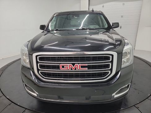 Used 2020 GMC Yukon SLT AWD/4WD image 2