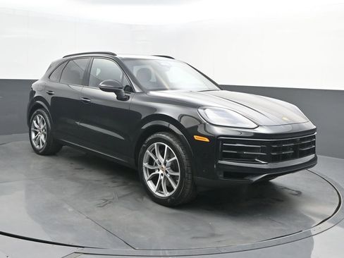 New 2026 Porsche Cayenne image 9