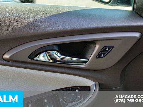 Used 2024 Chevrolet Malibu LT FWD image 35