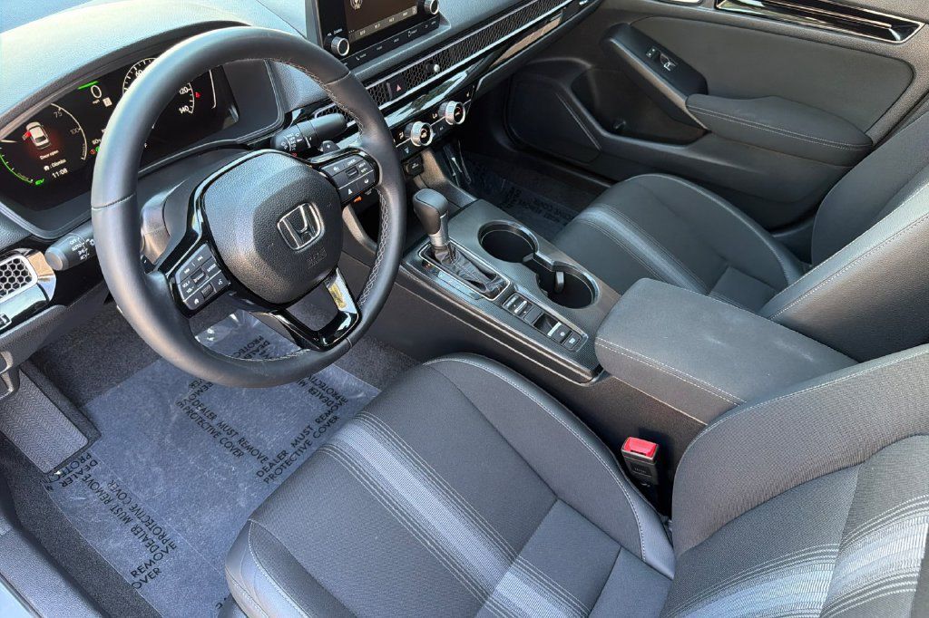 Used 2026 Honda Civic Sport image 3