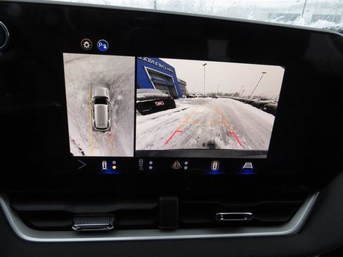 New 2026 Chevrolet Equinox LT w/ Convenience Package II image 24