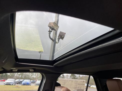 New 2026 Toyota 4Runner Limited image 9