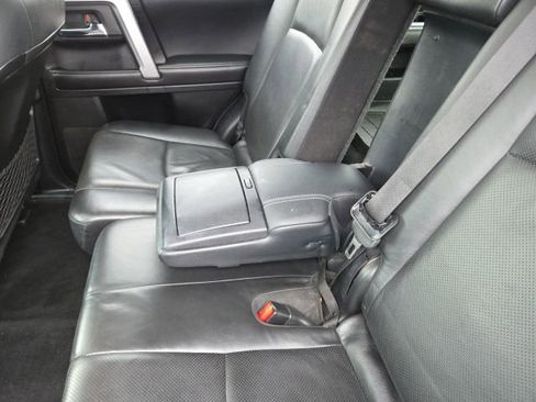 Used 2015 Toyota 4Runner Limited image 29