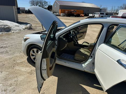 Used 2009 Honda Accord EX image 10