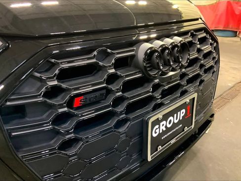 Used 2025 Audi SQ5 Premium Plus AWD/4WD image 30