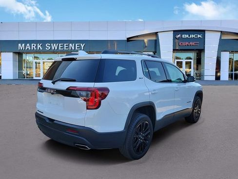 Used 2023 GMC Acadia SLT w/ Elevation Edition FWD image 32