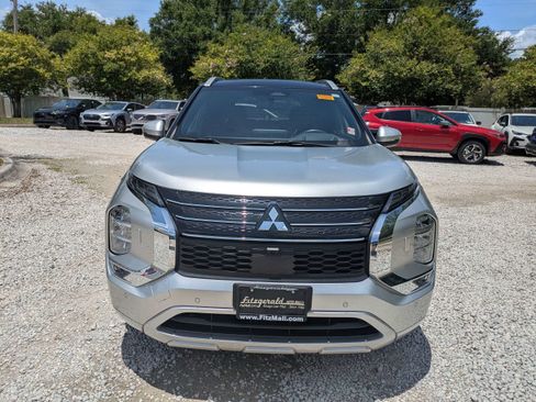 Used 2023 Mitsubishi Outlander SEL AWD/4WD image 8